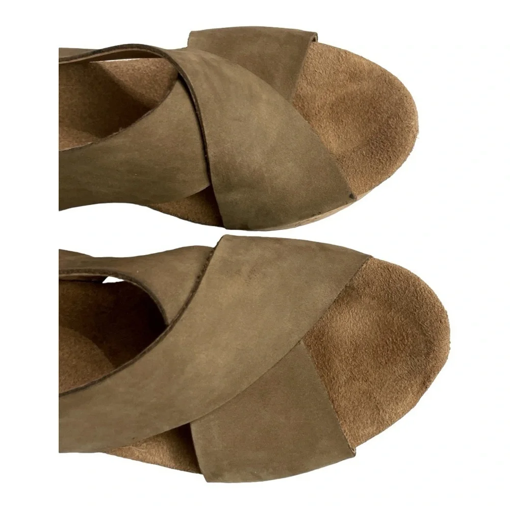 Clark's Caselynn Nubuck Cork Wedge Sandals Sz 10